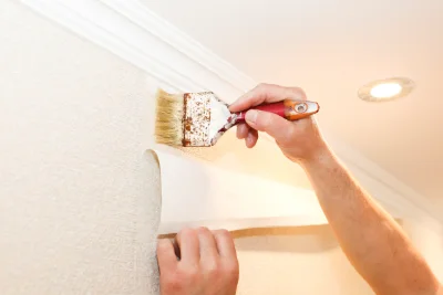 Pose de papier peint à Chaon — revêtements muraux et toiles de verre